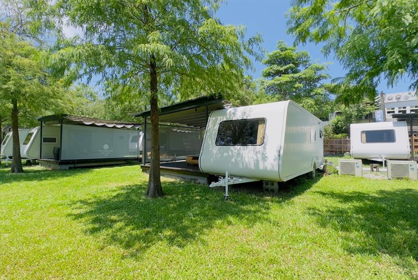 宜蘭 天ㄟ露營車-宜蘭冬山梅花湖家庭親子露營車住宿訂房推薦